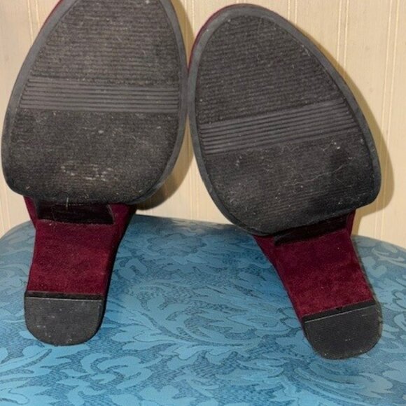 Carlos Santana Malbec Sandra Lace Up Booties - Picture 5 of 5